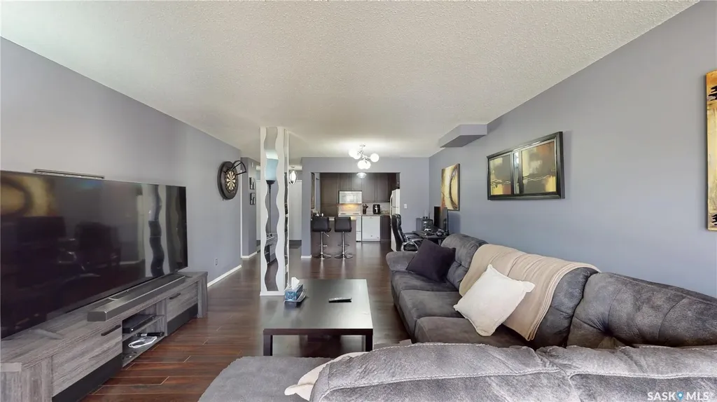 921 Main Street Saskatoon SK S7H 0K4