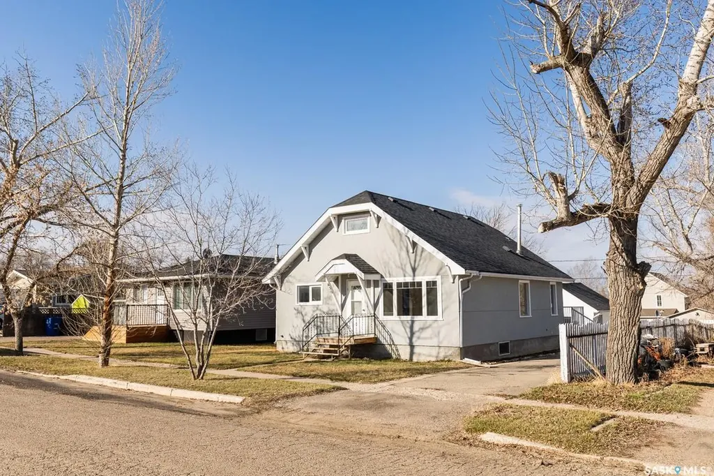 430 Columbia Avenue Kerrobert SK S0L 1R0