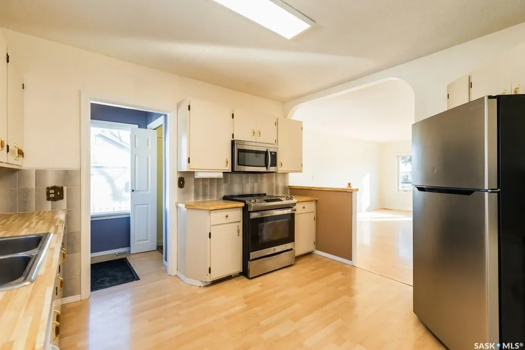 430 Columbia Avenue Kerrobert SK S0L 1R0