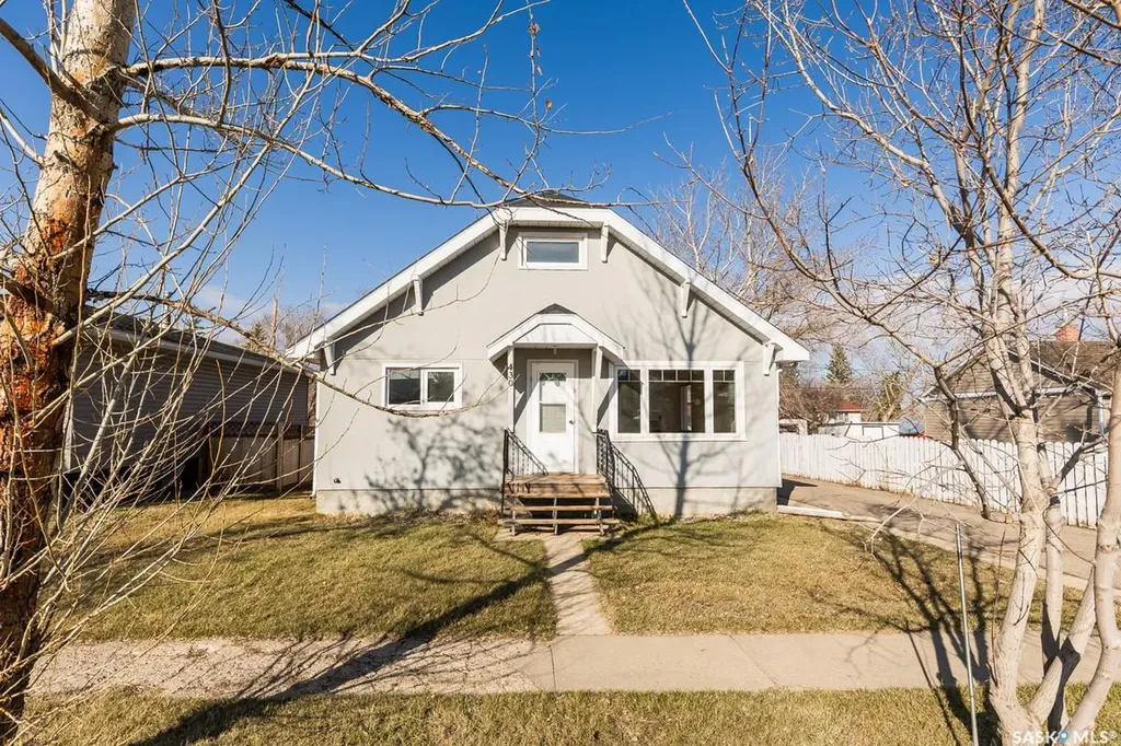 430 Columbia Avenue Kerrobert SK S0L 1R0
