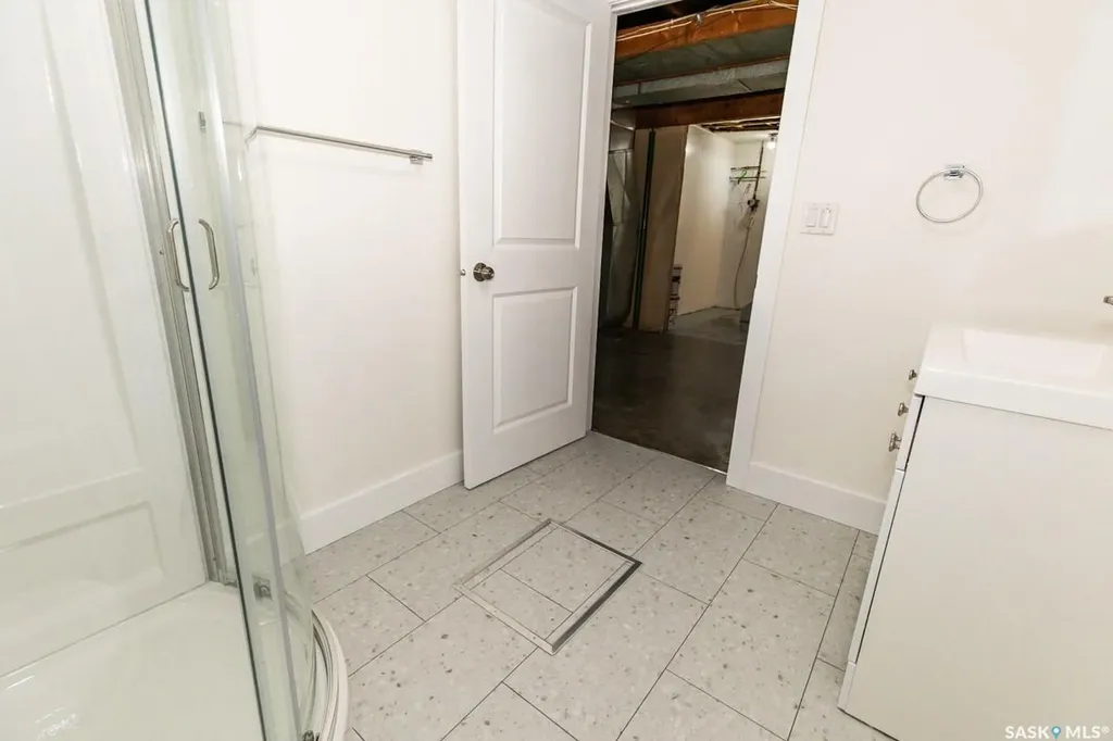 430 Columbia Avenue Kerrobert SK S0L 1R0