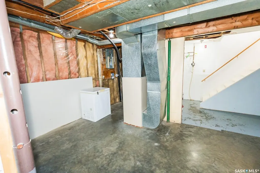 430 Columbia Avenue Kerrobert SK S0L 1R0