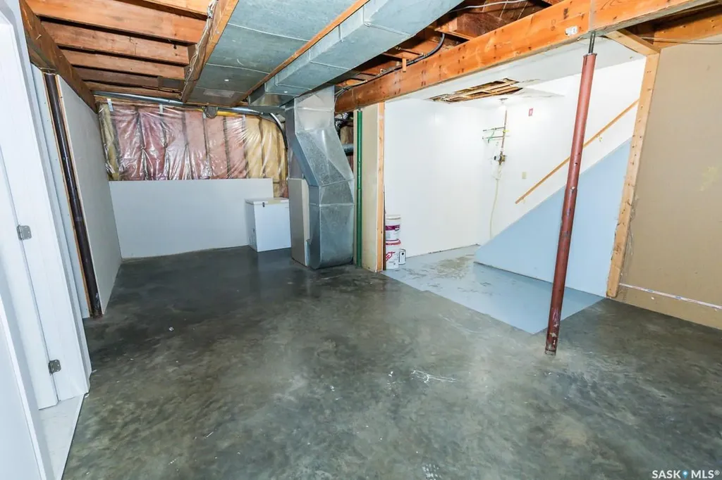 430 Columbia Avenue Kerrobert SK S0L 1R0