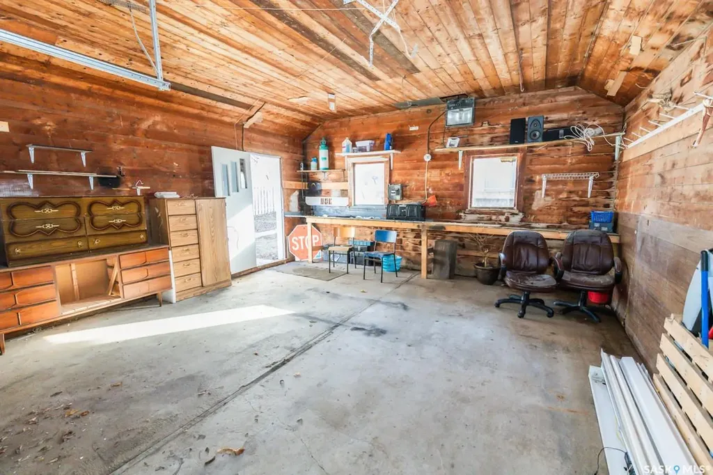 430 Columbia Avenue Kerrobert SK S0L 1R0