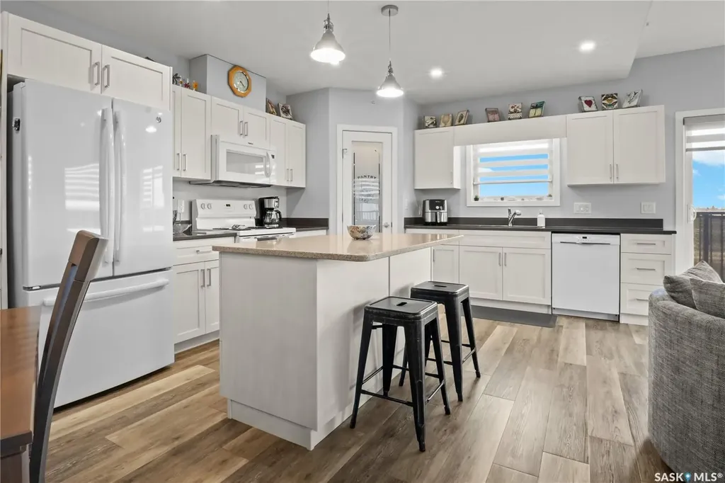 131 Beaudry Crescent Martensville SK S0K 2T1