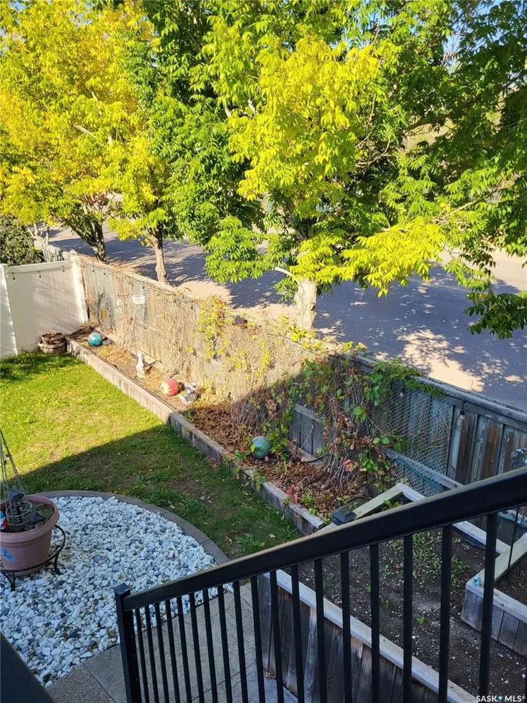 2433 Jameson Crescent Regina SK S4V 1K2