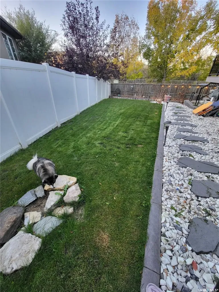 2433 Jameson Crescent Regina SK S4V 1K2