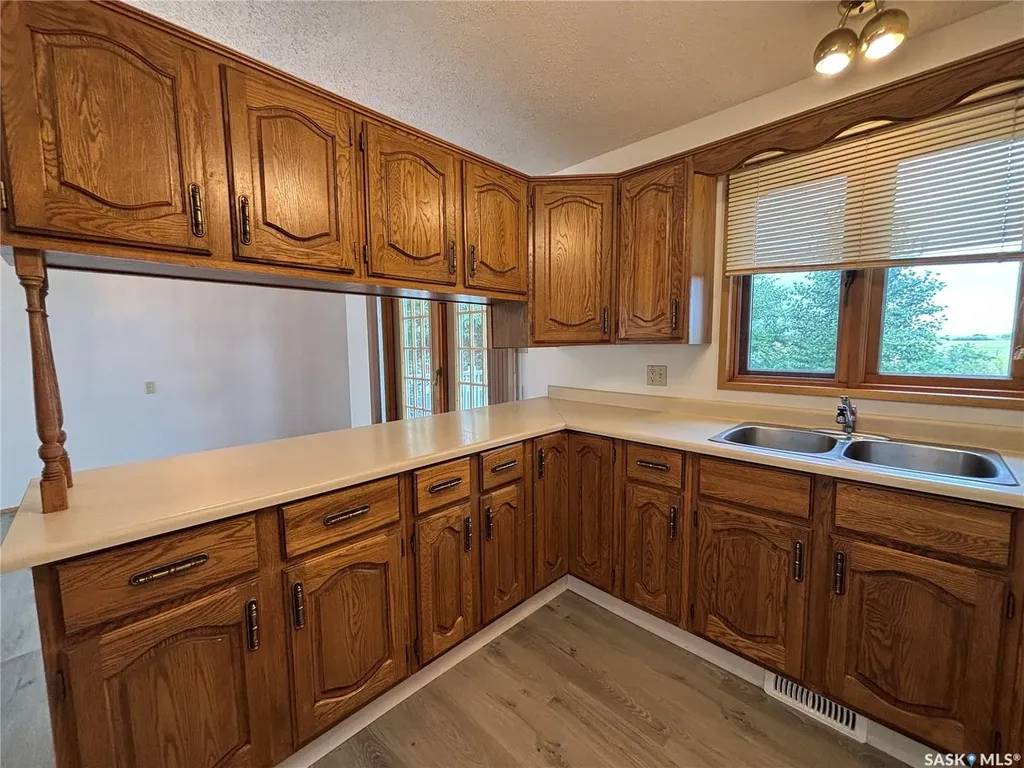 52 Harrigan Crescent Maple Creek SK S0N 1N0