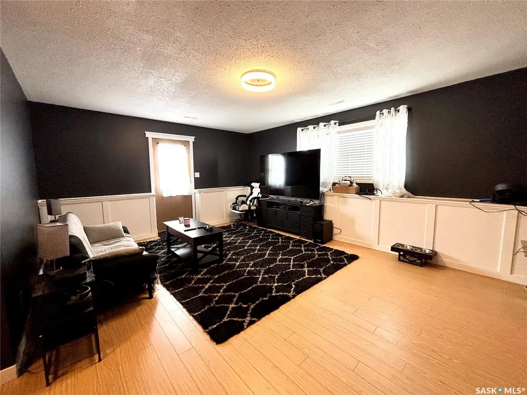 52 Harrigan Crescent Maple Creek SK S0N 1N0
