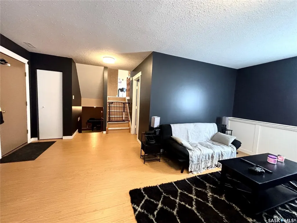 52 Harrigan Crescent Maple Creek SK S0N 1N0