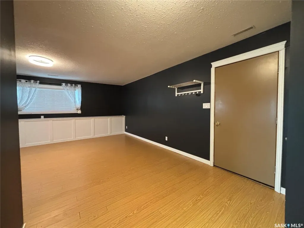 52 Harrigan Crescent Maple Creek SK S0N 1N0