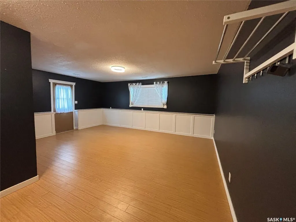 52 Harrigan Crescent Maple Creek SK S0N 1N0