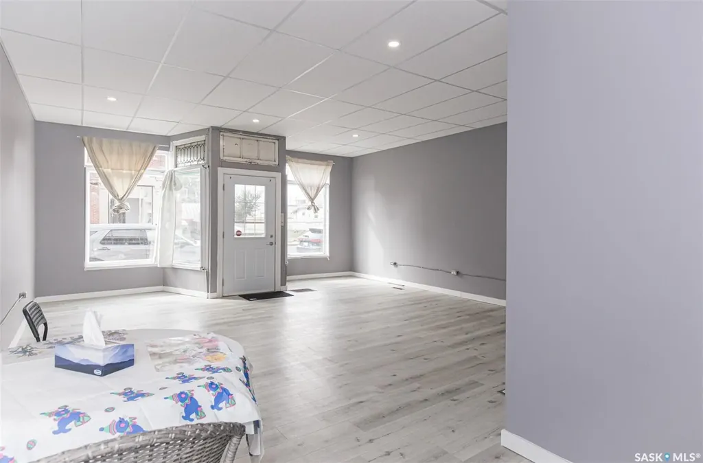 306 Fairford Street W Moose Jaw SK S6H 1V9