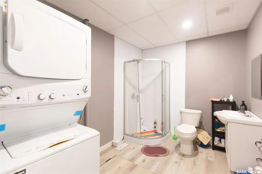 306 Fairford Street W Moose Jaw SK S6H 1V9