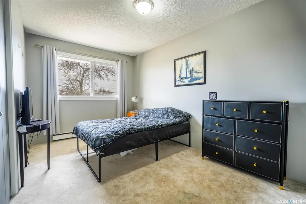 254 2nd Avenue E Gravelbourg SK S0H 1X0
