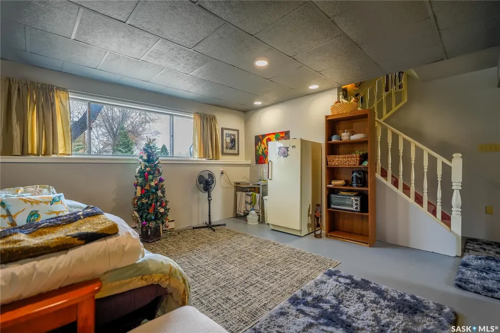 254 2nd Avenue E Gravelbourg SK S0H 1X0