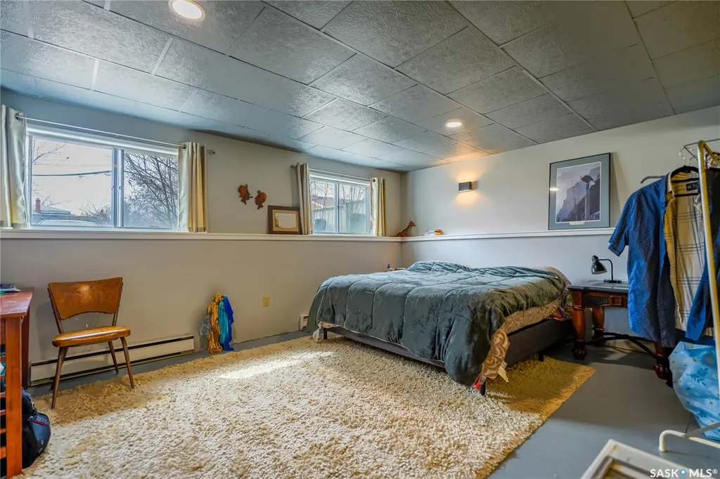 254 2nd Avenue E Gravelbourg SK S0H 1X0