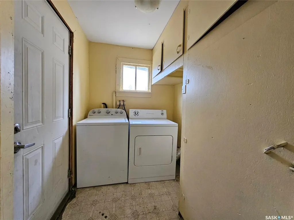 1432 105th Street North Battleford SK S9A 1T3