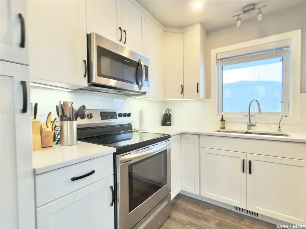 254 Brighton Gate Saskatoon SK S7V 0R1