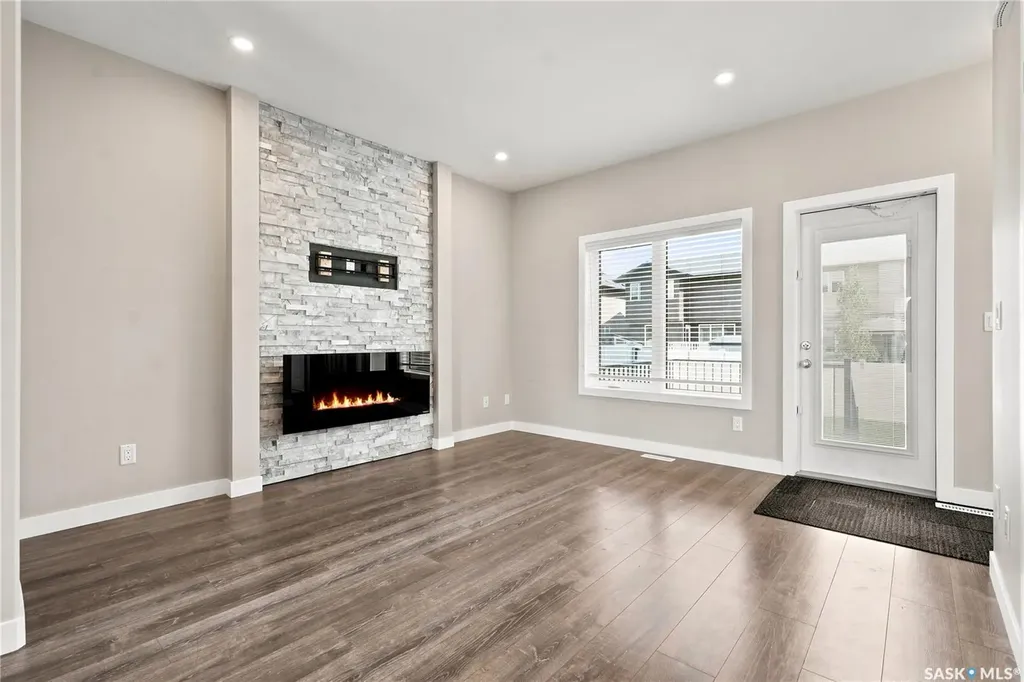 254 Brighton Gate Saskatoon SK S7V 0R1