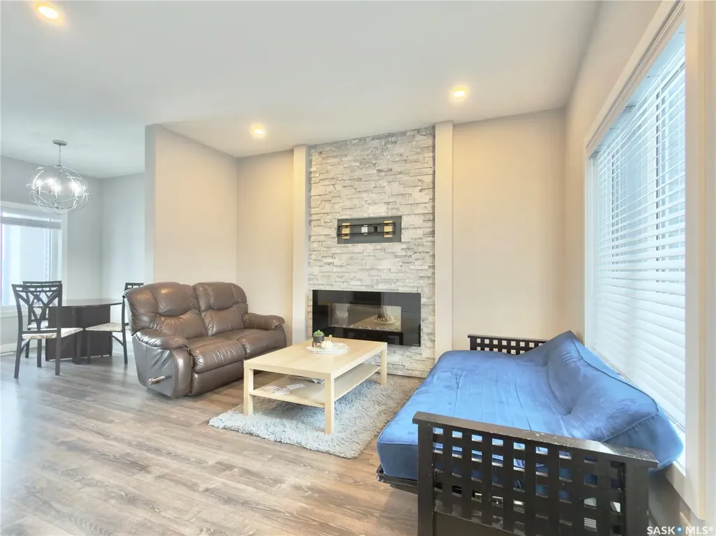 254 Brighton Gate Saskatoon SK S7V 0R1