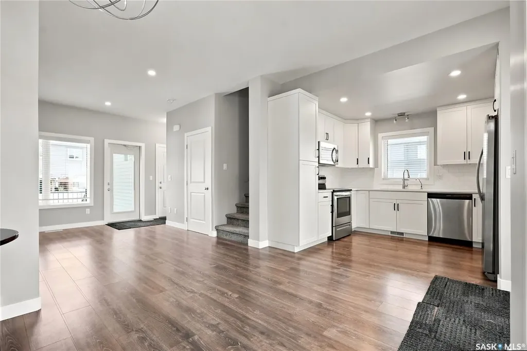 254 Brighton Gate Saskatoon SK S7V 0R1