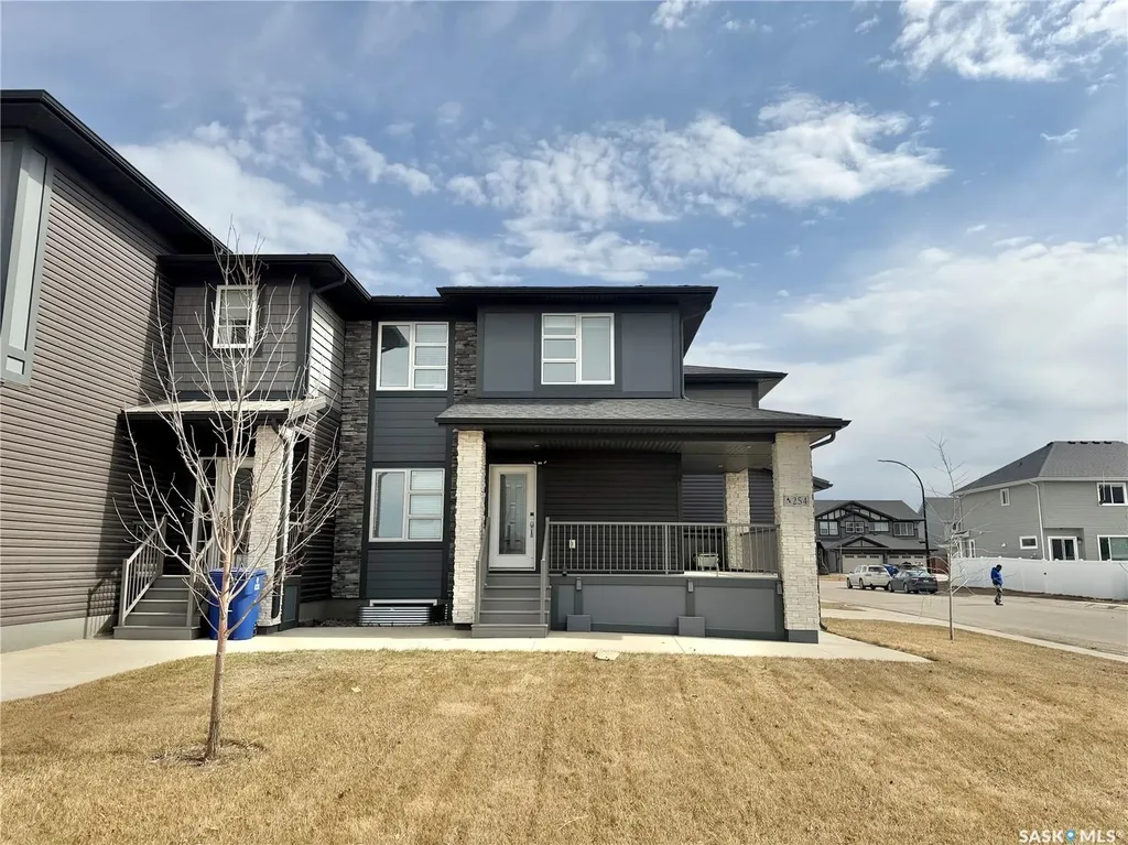 254 Brighton Gate Saskatoon SK S7V 0R1