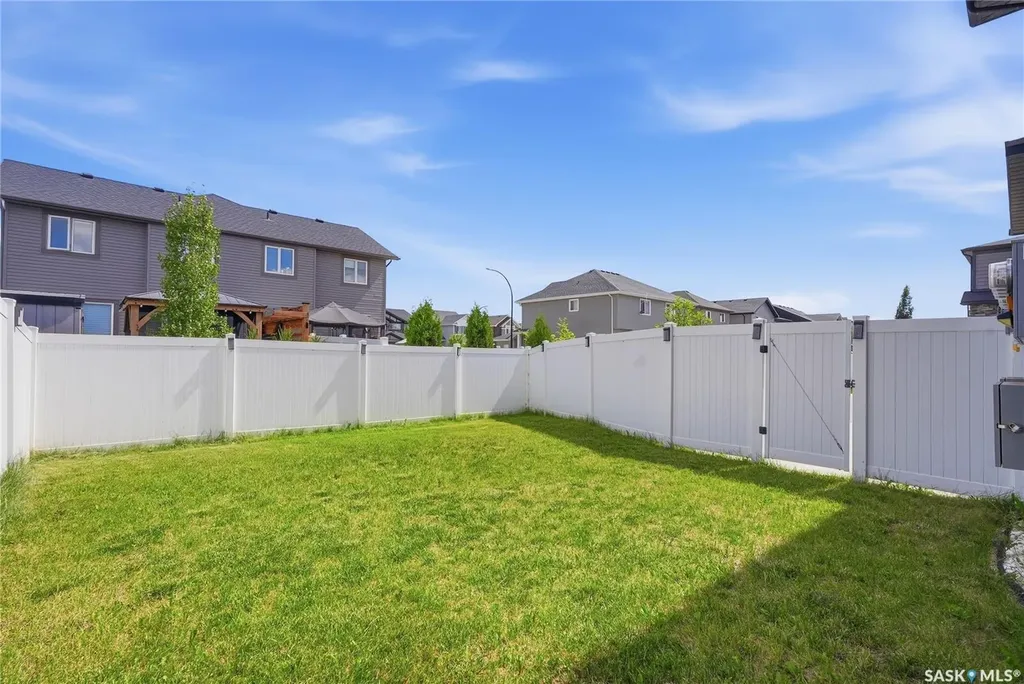 254 Brighton Gate Saskatoon SK S7V 0R1