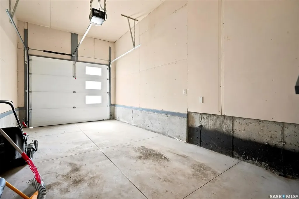 254 Brighton Gate Saskatoon SK S7V 0R1