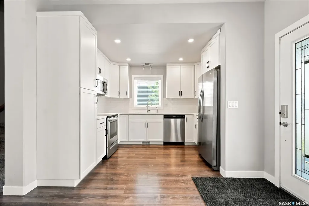 254 Brighton Gate Saskatoon SK S7V 0R1