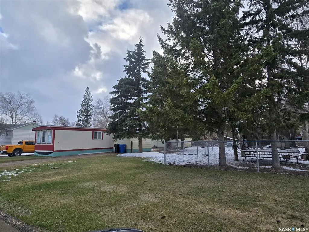 428 Stanley Street Stoughton SK S0G 4T0