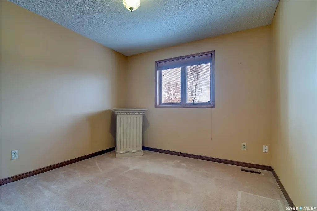3623 Hanna Bay Regina SK S4S 7C8