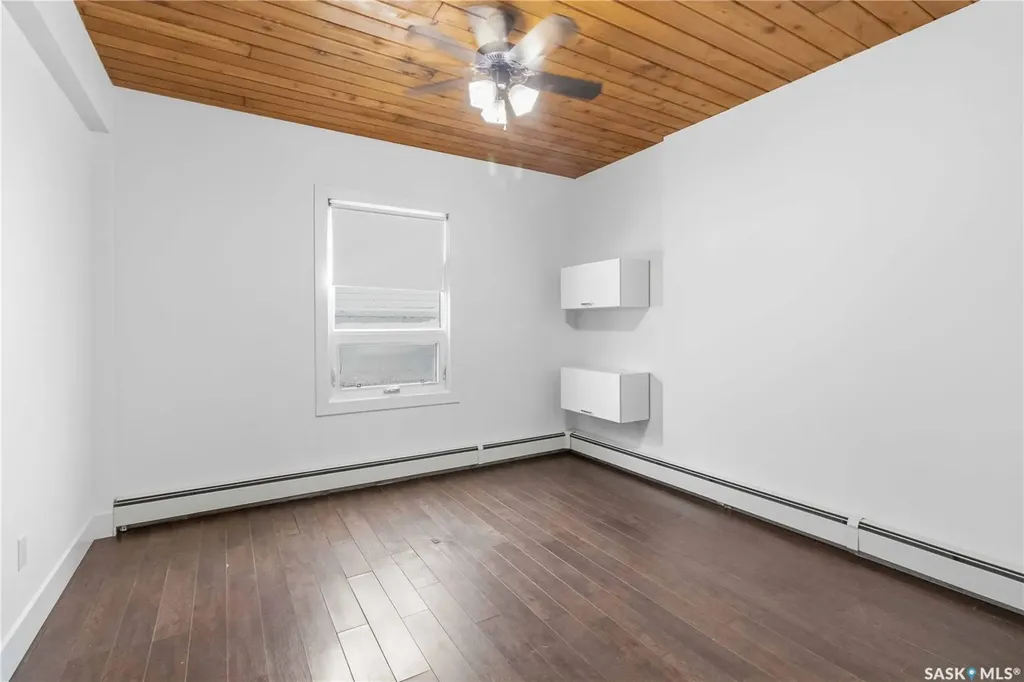 415 3rd Avenue N Saskatoon SK S7K 2J2