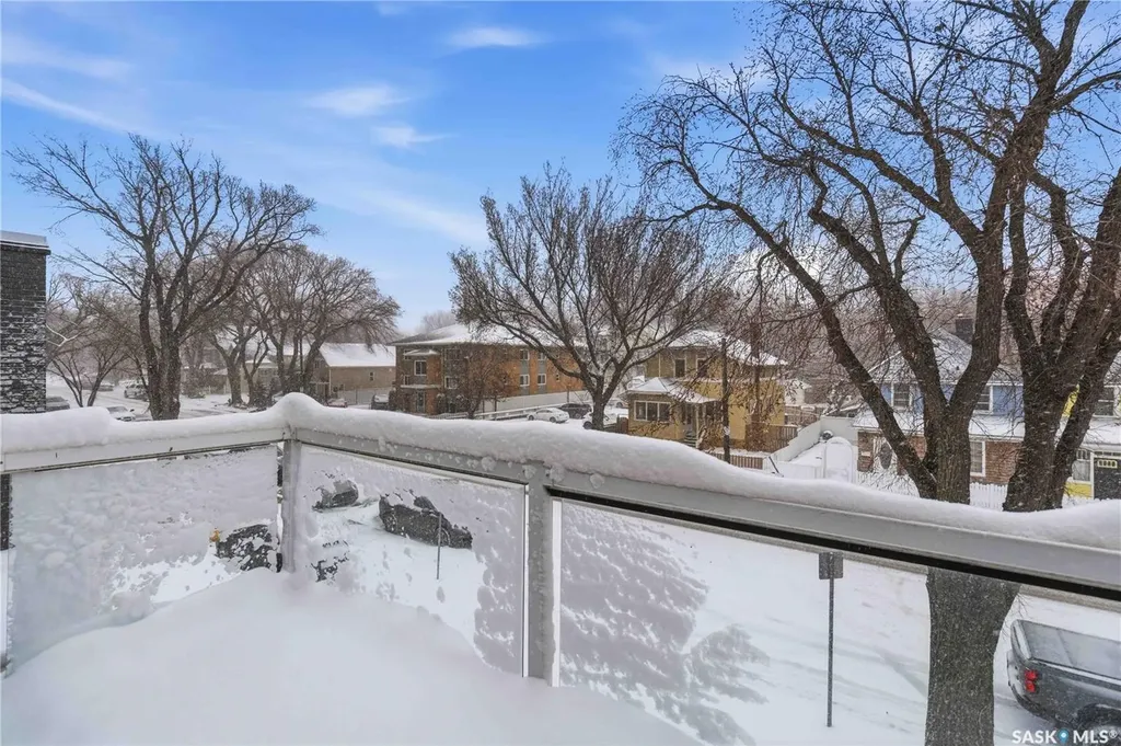 415 3rd Avenue N Saskatoon SK S7K 2J2