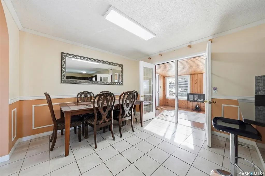 111 Gustin Crescent Saskatoon SK S7H 6H7