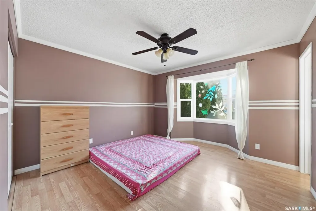 111 Gustin Crescent Saskatoon SK S7H 6H7