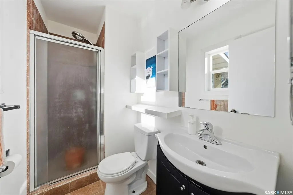111 Gustin Crescent Saskatoon SK S7H 6H7