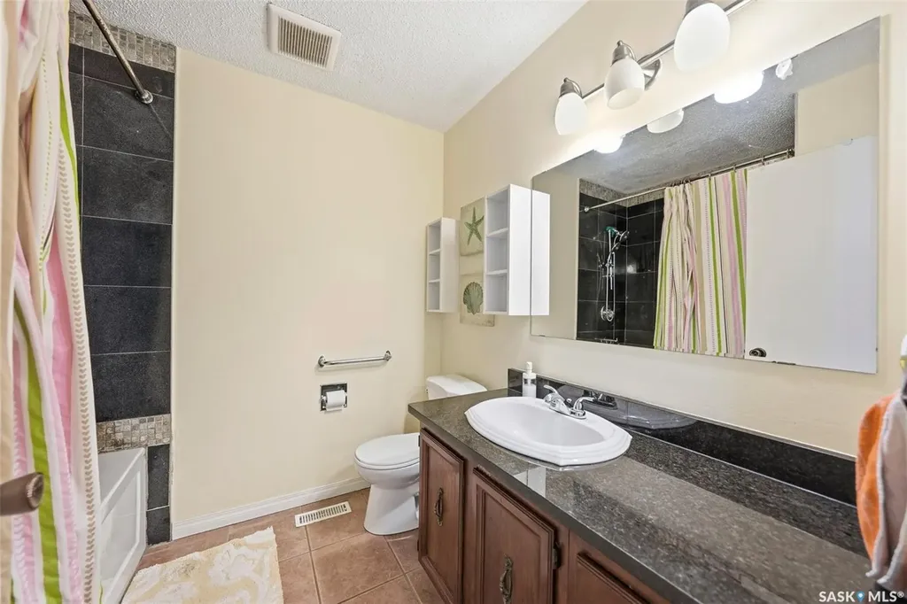 111 Gustin Crescent Saskatoon SK S7H 6H7