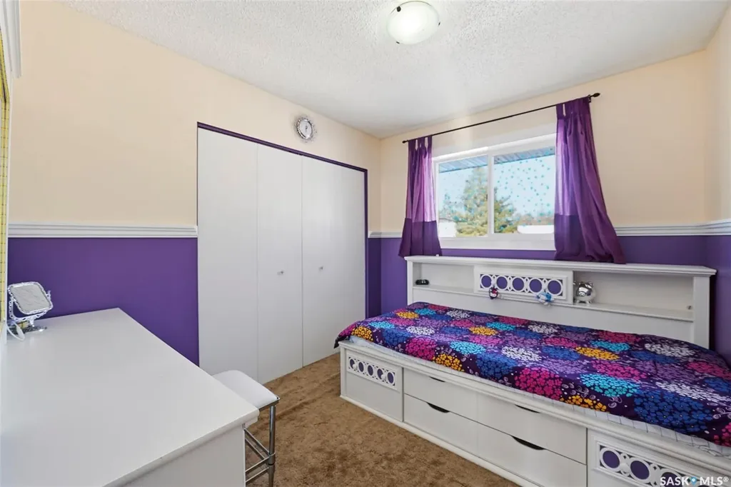 111 Gustin Crescent Saskatoon SK S7H 6H7