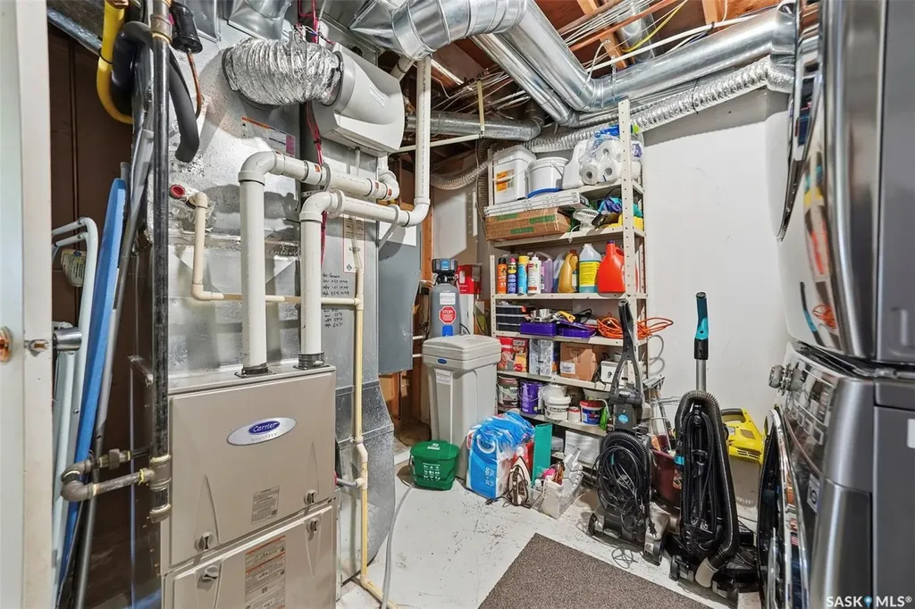 111 Gustin Crescent Saskatoon SK S7H 6H7