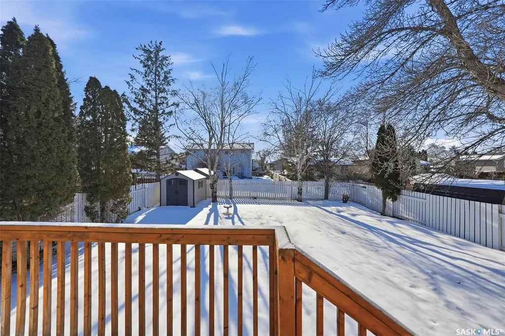 111 Gustin Crescent Saskatoon SK S7H 6H7