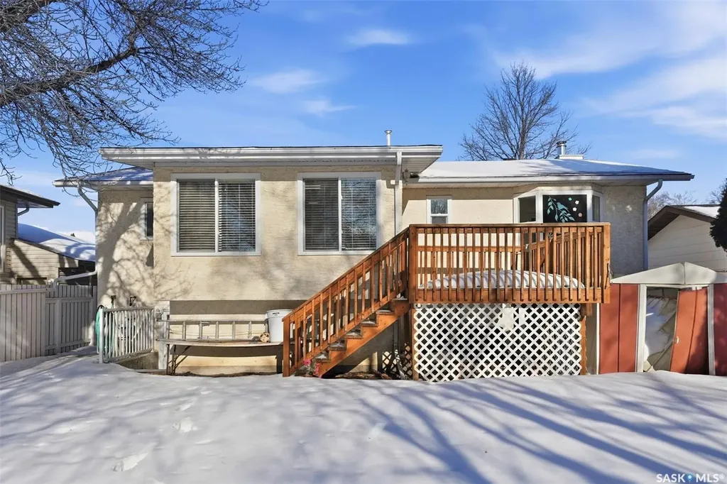 111 Gustin Crescent Saskatoon SK S7H 6H7