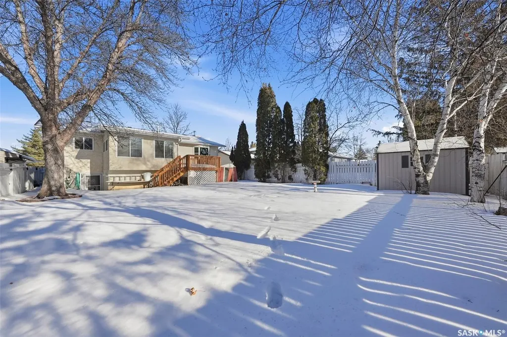 111 Gustin Crescent Saskatoon SK S7H 6H7