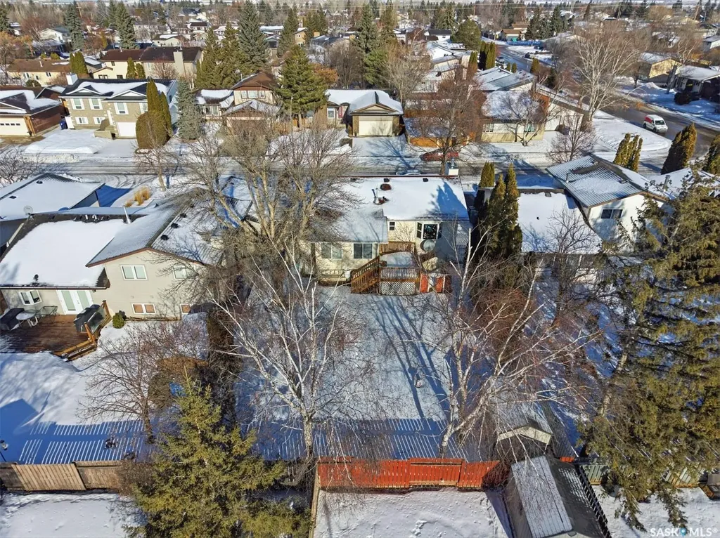 111 Gustin Crescent Saskatoon SK S7H 6H7