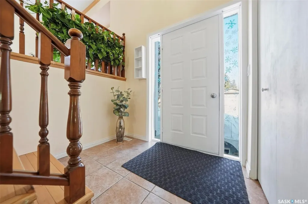 111 Gustin Crescent Saskatoon SK S7H 6H7