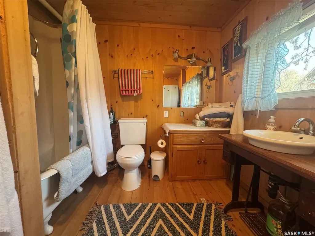 346A Fairchild Avenue Regina Beach SK S0G 4C0