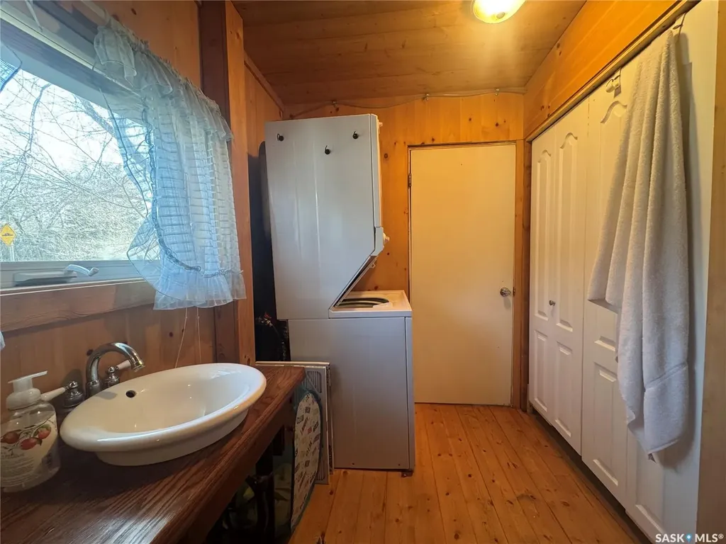 346A Fairchild Avenue Regina Beach SK S0G 4C0