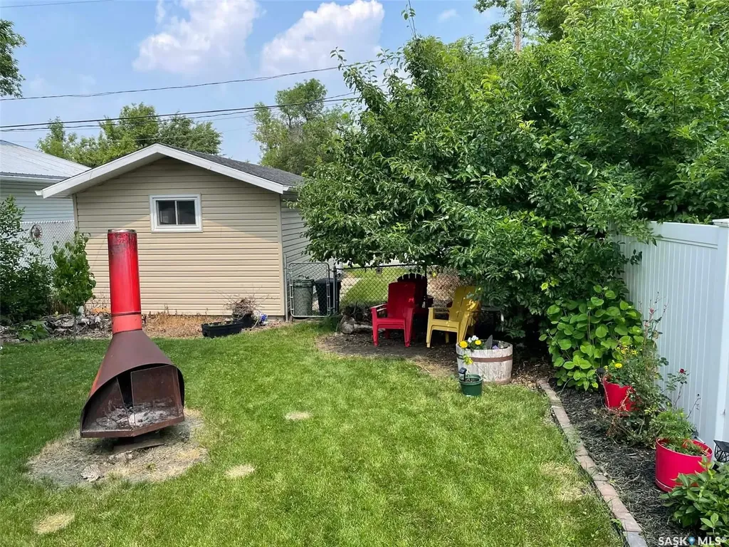 346A Fairchild Avenue Regina Beach SK S0G 4C0