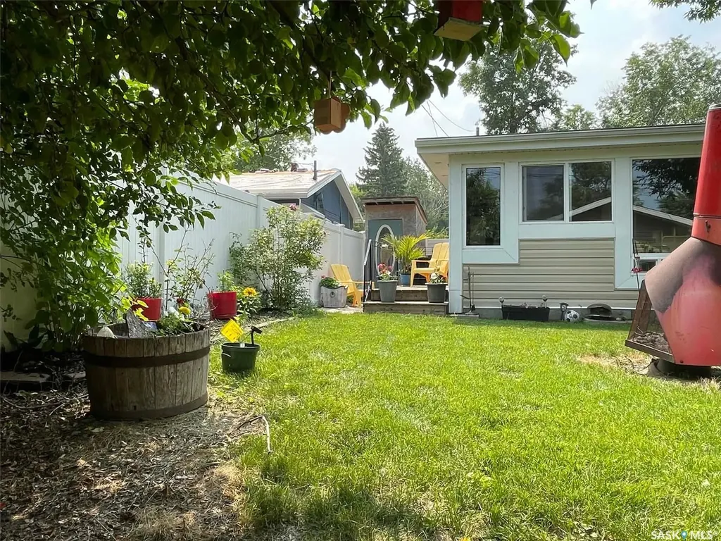 346A Fairchild Avenue Regina Beach SK S0G 4C0