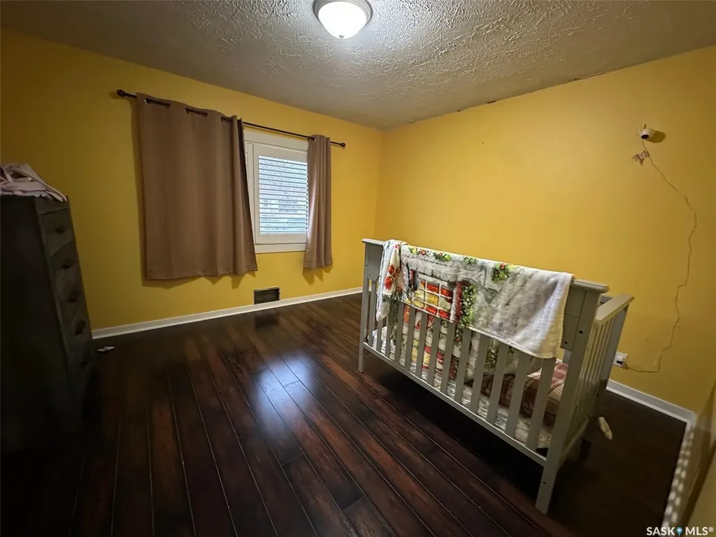 429 Third Street Estevan SK S4A 0P1